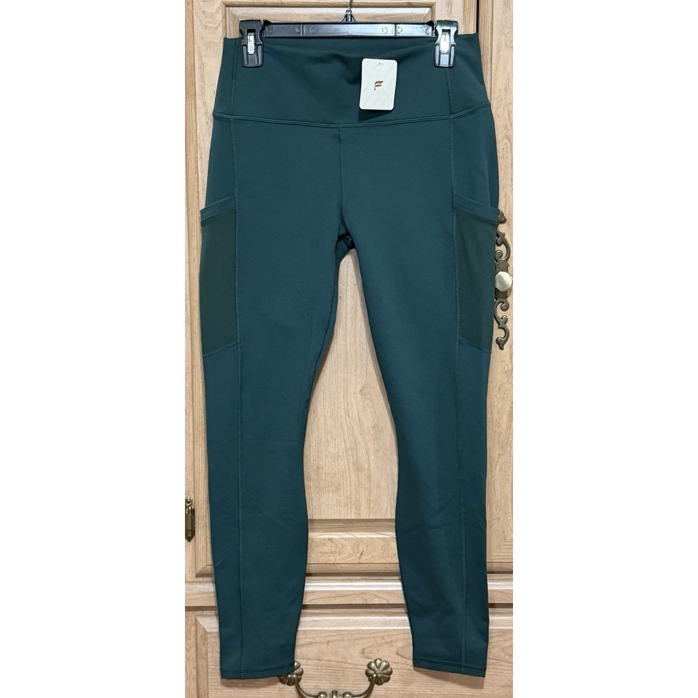 Fabletics On-The-Go PowerHold High Waisted Capri Leggings Teal Blue Women's‎ L